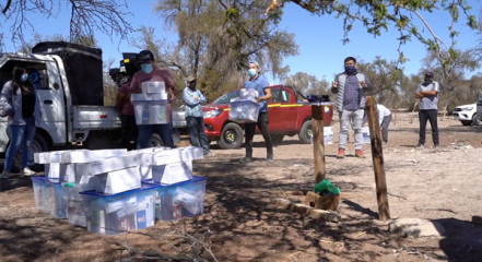 Imagen de la entrega de insumos a ganaderos de Pozo Almonte